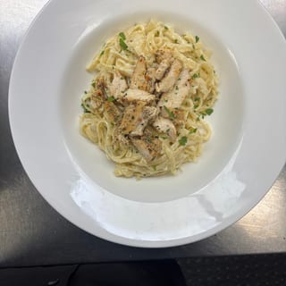 Fettuccine Alfredo